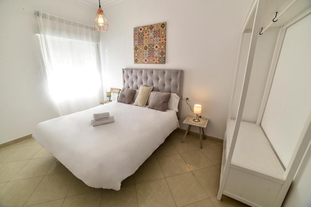 Appartement Alohamundi San Leandro à Séville Extérieur photo